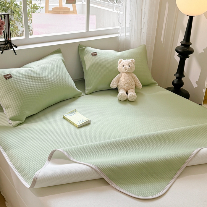 91家纺网 家纺一手货源 找家纺 慕澄家纺 2024新款高克重冰豆豆复合纯色贴标凉席  冰激凌-绿