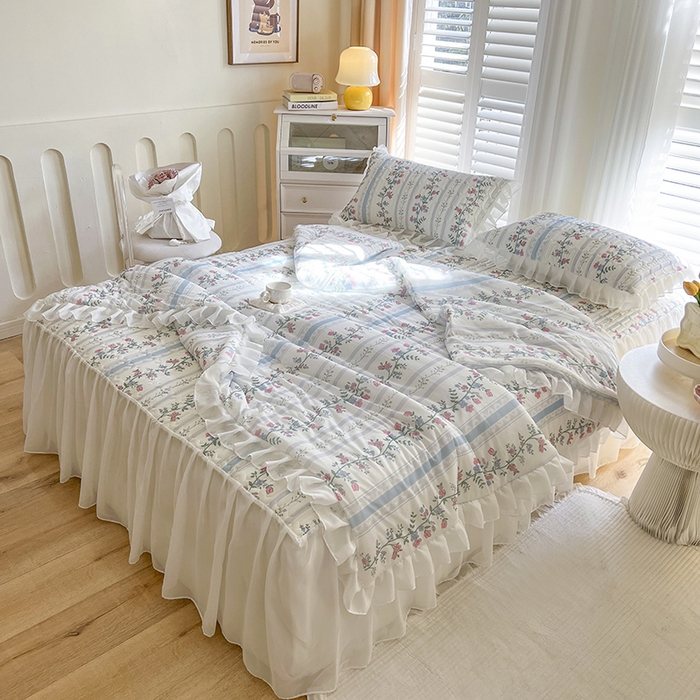 91家纺网 家纺一手货源 找家纺 慕澄家纺 2024新款小版印花床裙款乳胶凉席凉感丝夏被四件套 床裙款-花藤