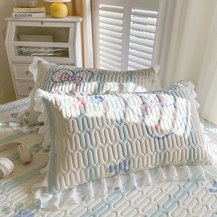 91家纺网 家纺一手货源 找家纺 慕澄家纺 2024新款小版印花床裙款乳胶凉席三件套 床裙款-条纹兔