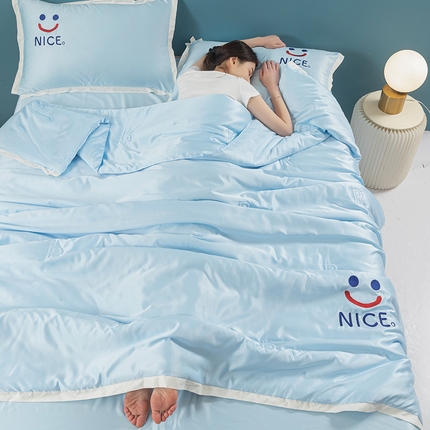 梦镜 2025新款A类母婴级凉感夏被四件套 微笑-天蓝色