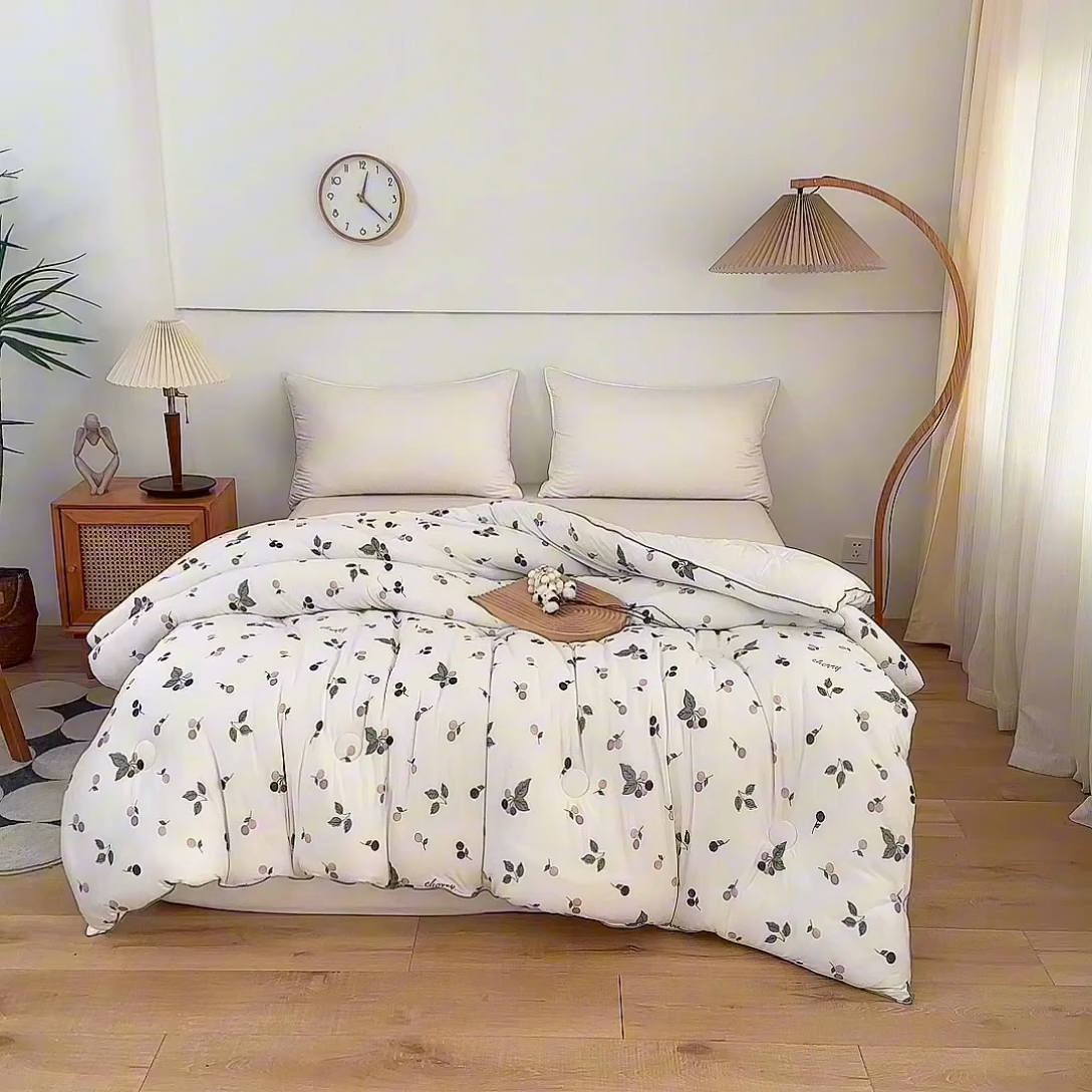 91家纺网 家纺一手货源 找家纺 啊雅家居 2025新款A类针织棉云柔大豆被抗菌被子被芯  樱桃