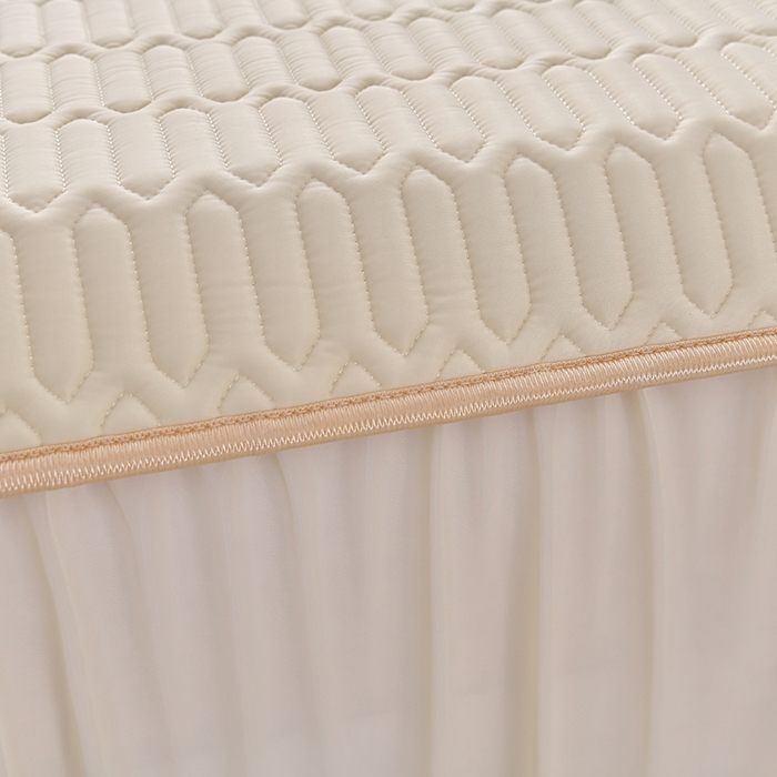 91家纺网 家纺一手货源 找家纺 诺梵家纺 2024新款0.5凉感丝乳胶凉席床裙款三件套 淡奶黄