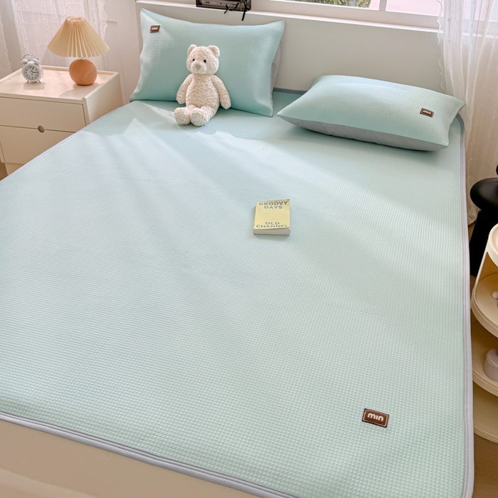 91家纺网 家纺一手货源 找家纺 慕澄家纺 2024新款高克重冰豆豆复合纯色贴标凉席  冰激凌-蓝