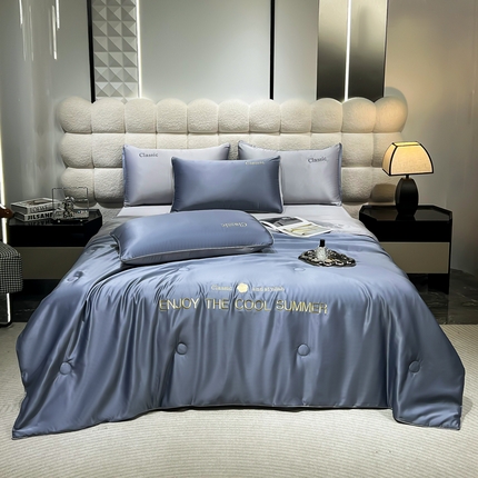 91家纺网 家纺一手货源 找家纺 （总）梦镜家纺 2025新款凉感丝刺绣系列夏被