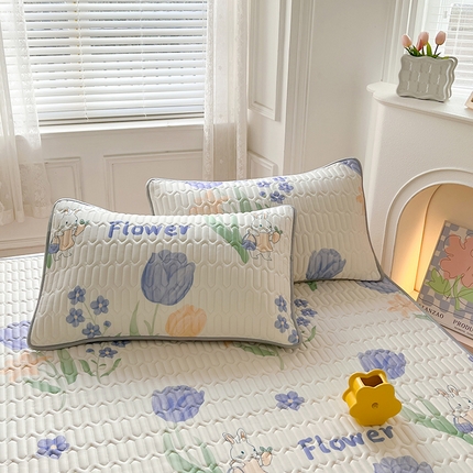 91家纺网 家纺一手货源 找家纺 福来临家纺 2025印花含胶枕套 郁金香