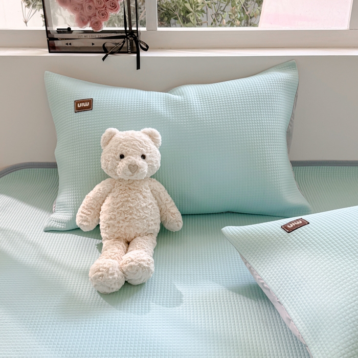 91家纺网 家纺一手货源 找家纺 慕澄家纺 2024新款高克重冰豆豆复合纯色贴标凉席  冰激凌-蓝