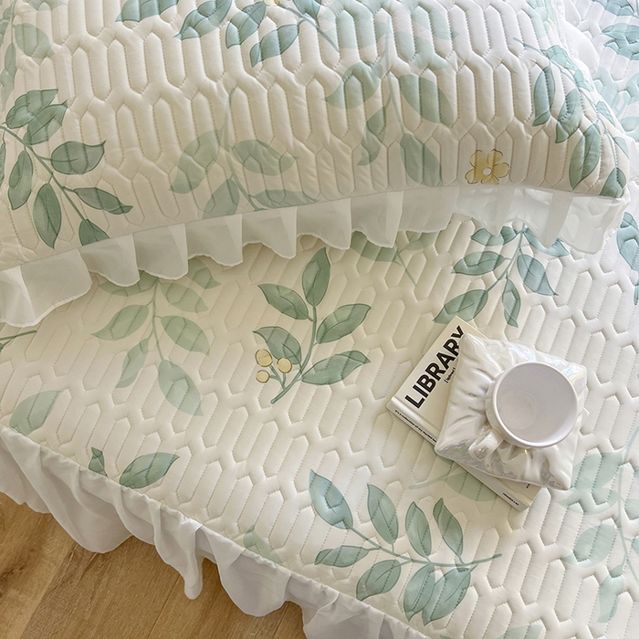 91家纺网 家纺一手货源 找家纺 慕澄家纺 2024新款小版印花床裙款乳胶凉席三件套 床裙款-绿叶