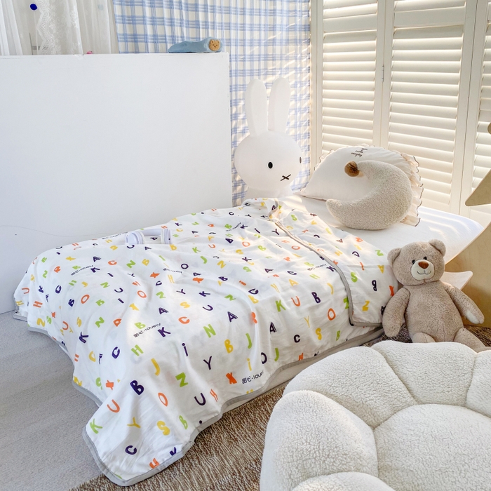 91家纺网 家纺一手货源 找家纺 潮邦 2025新款全棉双层纱多功能盖毯 甜心字母