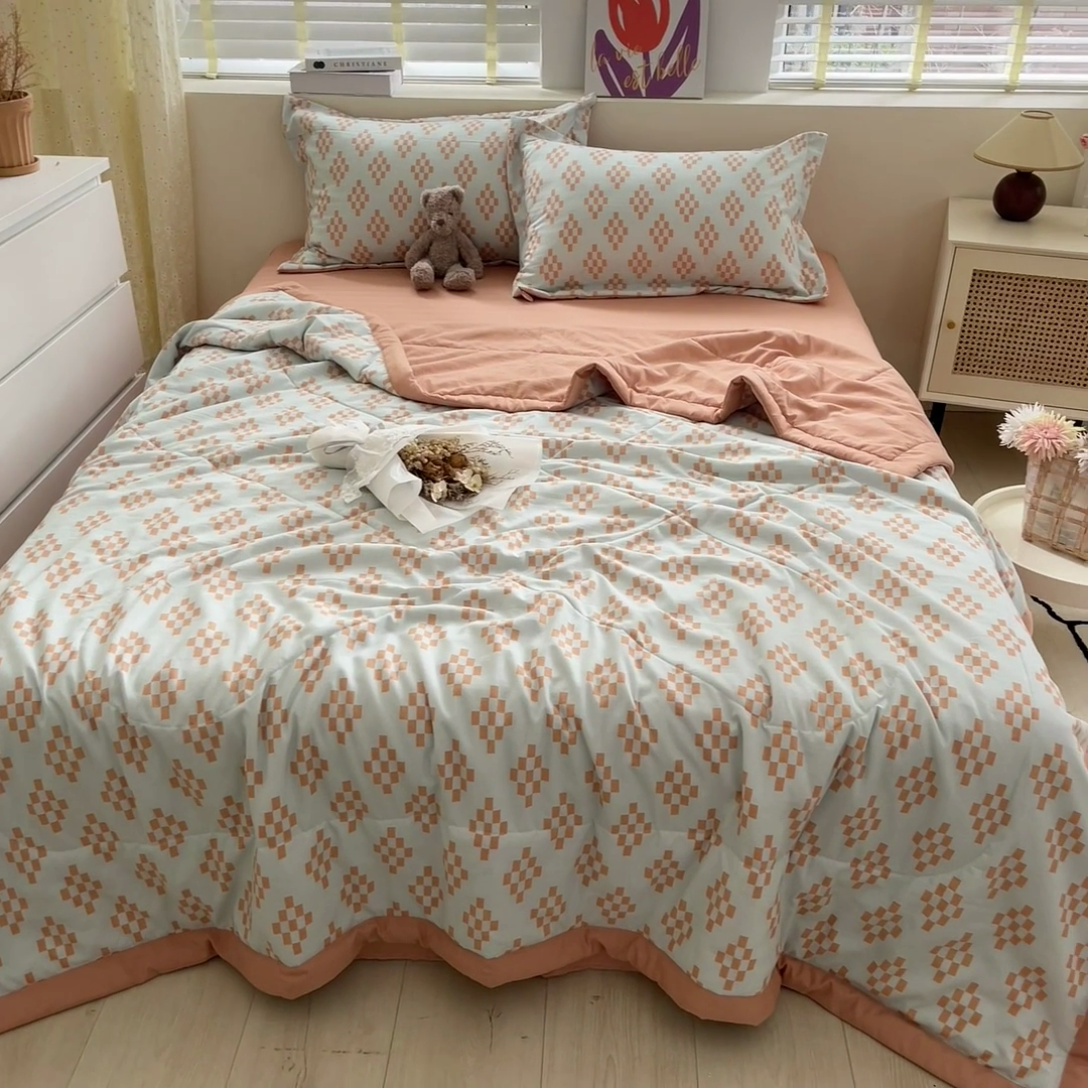 91家纺网 家纺一手货源 找家纺 梵克保罗 2024新款春夏水洗棉麻双层纱夏被四件套 棋盘格