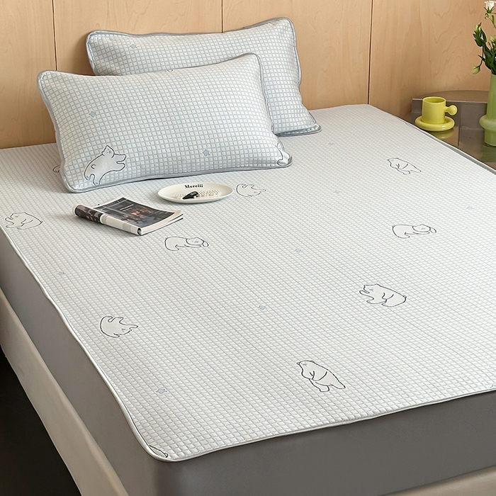 91家纺网 家纺一手货源 找家纺 顾里家纺 新款冰豆豆立体提花软席床笠款 北极熊蓝