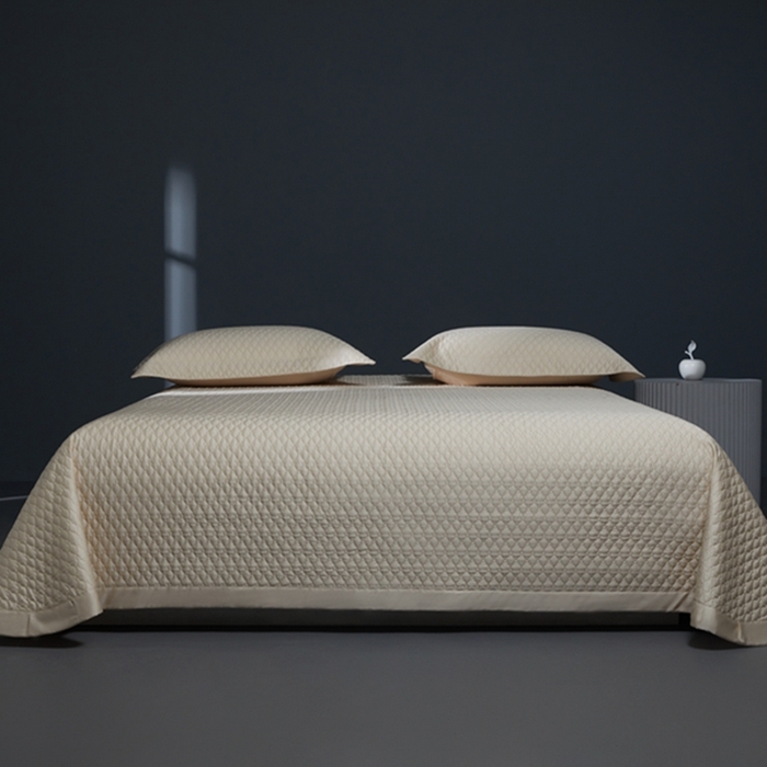 91家纺网 家纺一手货源 找家纺 （总）缔缦 2024新款天丝棉床盖系列 （配大红皮包，不要包装少20）