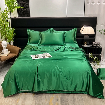 91家纺网 家纺一手货源 找家纺 新18 经年2025年 夏季丝绸真丝手感水洗真丝夏被四件套 夏被-墨绿