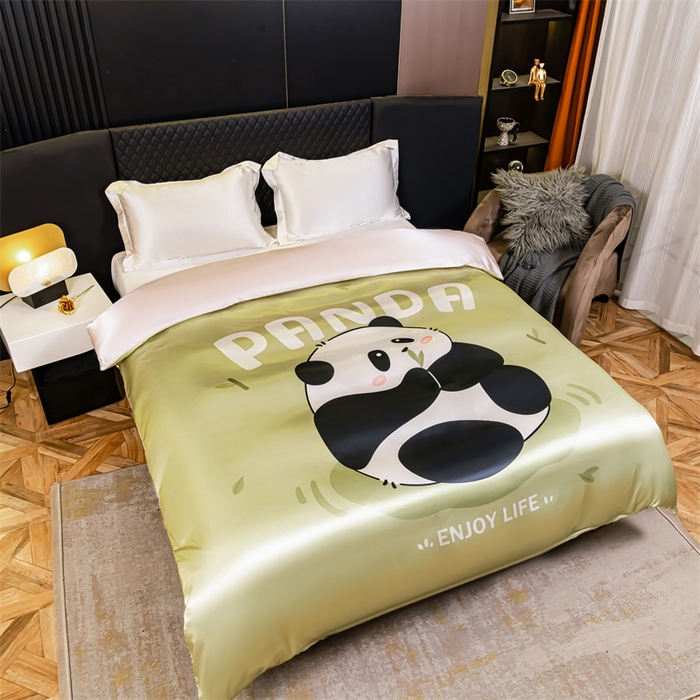 91家纺网 家纺一手货源 找家纺 2025年新款大版冰丝被套 小熊猫-大版冰丝被套
