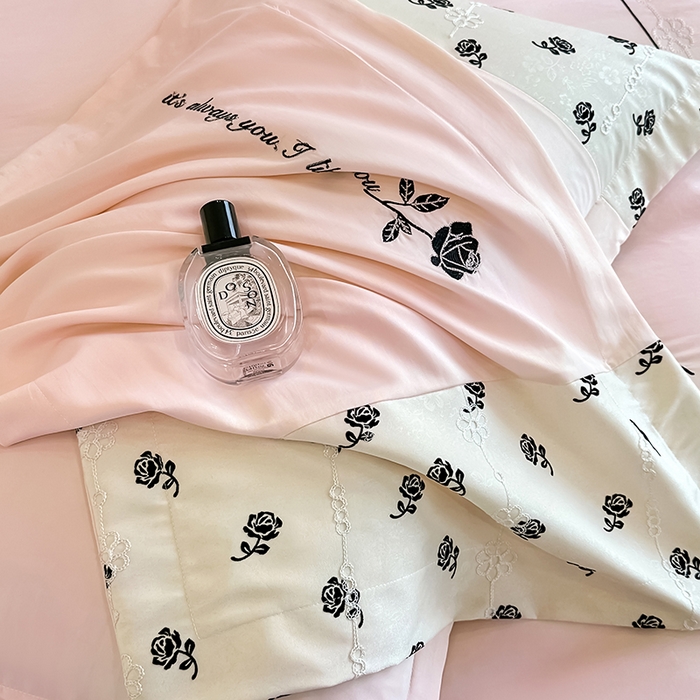 91家纺网 家纺一手货源 找家纺 梦舒羽 2025新款 80支莱赛尔天丝四件套-玫瑰之约 玫瑰之约-粉玉