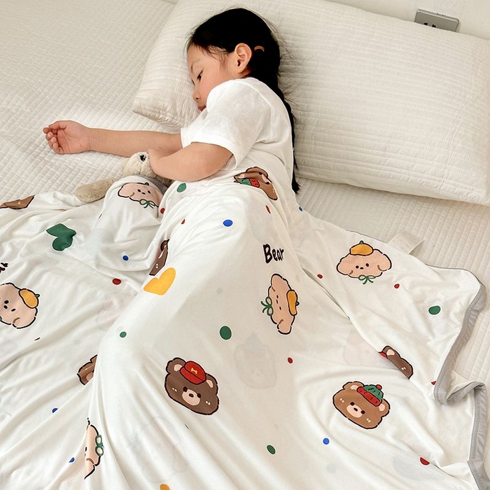 91家纺网 家纺一手货源 找家纺 星期八 2024新款舒适亲肤婴儿裸睡级卡通印花凉感毯 爱心熊