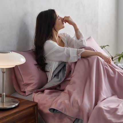 丽笙 2024新款A类兰精天丝素色刺绣夏被被子被芯 炫彩色珊瑚粉