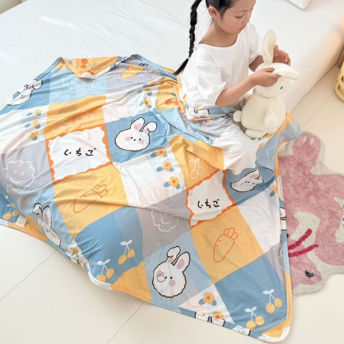 91家纺网 家纺一手货源 找家纺 星期八 2024新款舒适亲肤婴儿裸睡级卡通印花凉感毯 兔子屋
