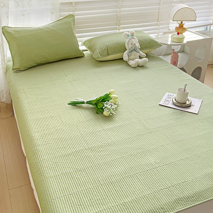 91家纺网 家纺一手货源 找家纺 羽爱2024新款全棉直角纯色床盖床垫 浅绿