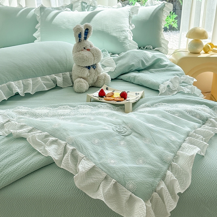 91家纺网 家纺一手货源 找家纺 唐人居 2025新款韩版花边泡泡纱夏被四件套--简爱  简爱 绿