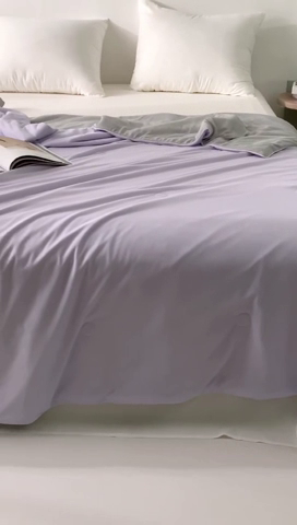 91家纺网 家纺一手货源 找家纺 梦可莱家居 2025新款抗菌凉感丝夏被 星云紫