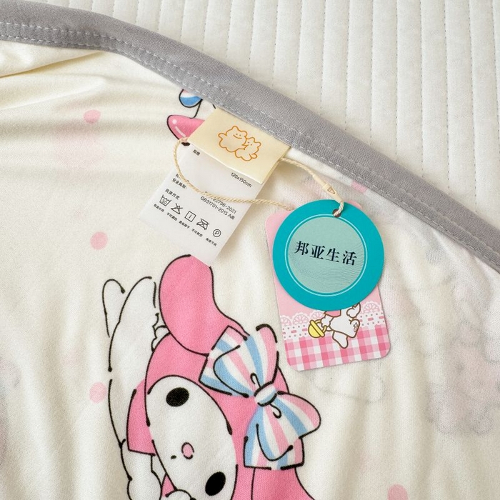 91家纺网 家纺一手货源 找家纺 星期八 2024新款舒适亲肤三丽鸥婴儿裸睡级凉感毯 波点美乐蒂