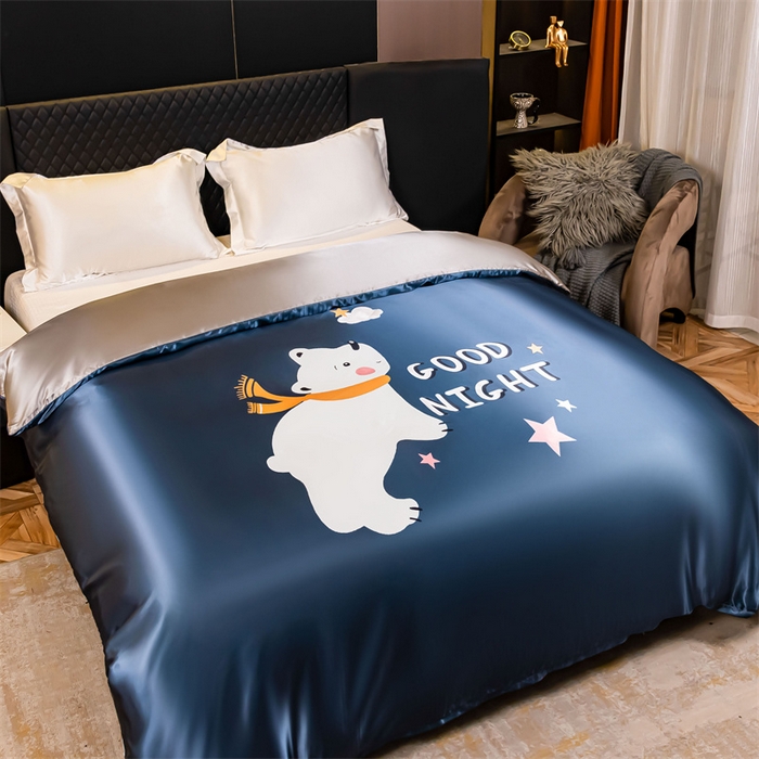 91家纺网 家纺一手货源 找家纺 2025年新款大版冰丝被套 白白熊-大版冰丝被套