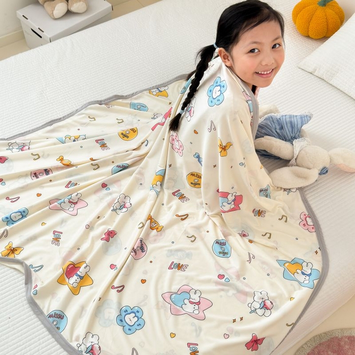 91家纺网 家纺一手货源 找家纺 星期八 2024新款舒适亲肤婴儿裸睡级卡通印花凉感毯 糖果兔