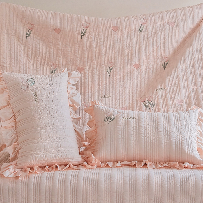 91家纺网 家纺一手货源 找家纺 OL家纺 2024新款水洗全棉被套刺绣床盖夹棉三件套四件套 郁金香-公主粉