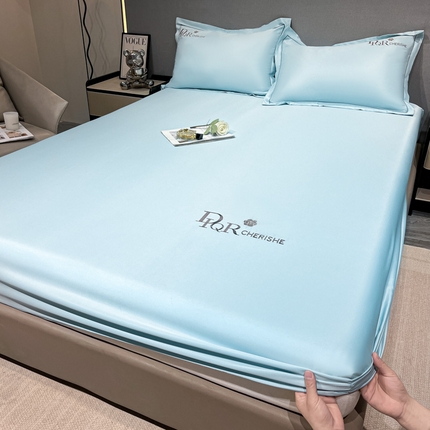 91家纺网 家纺一手货源 找家纺 丽美人家纺 2024新款简约水洗真丝单床笠 冰雪蓝