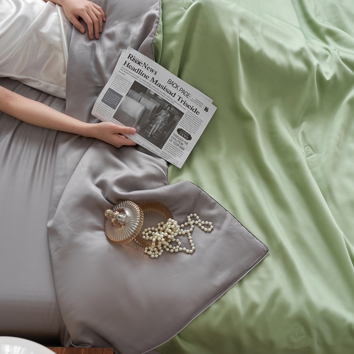 91家纺网 家纺一手货源 找家纺 丽笙 2024新款A类兰精天丝素色刺绣夏被被子被芯 莫兰迪草白色