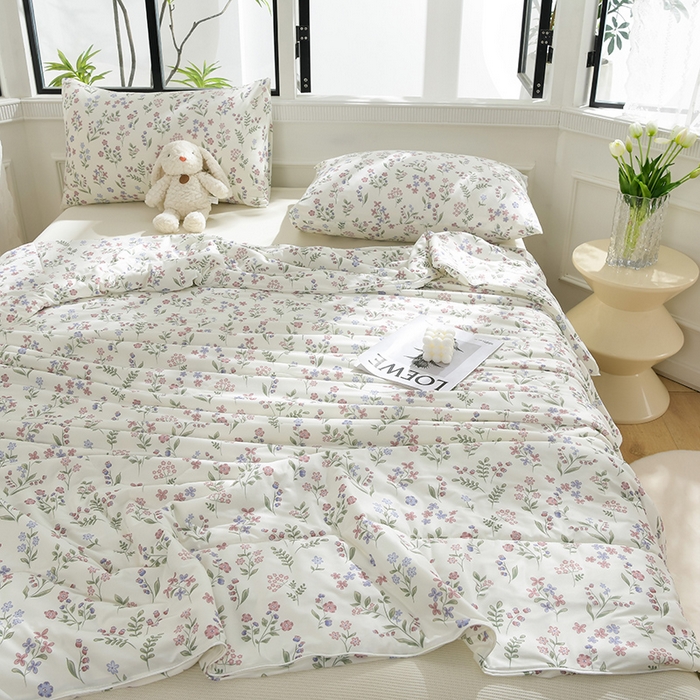 91家纺网 家纺一手货源 找家纺 圣楚家纺  2024新款A类针织棉印花夏被夏凉被空调被 春色幽香