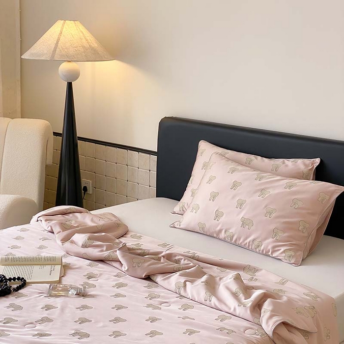 91家纺网 家纺一手货源 找家纺 汇庭 2024新款雅棉天丝可机洗夏被棚拍 多多象粉