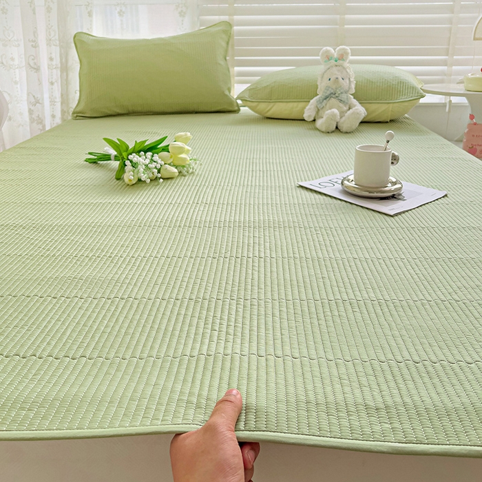 91家纺网 家纺一手货源 找家纺 羽爱2024新款全棉直角纯色床盖床垫 浅绿