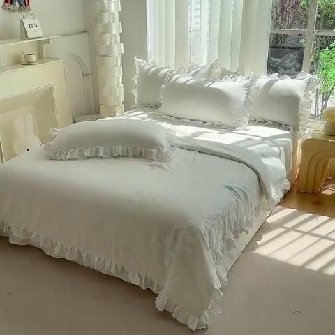 91家纺网 家纺一手货源 找家纺 唐人居 2025新款韩版花边泡泡纱夏被四件套--简爱  简爱 白