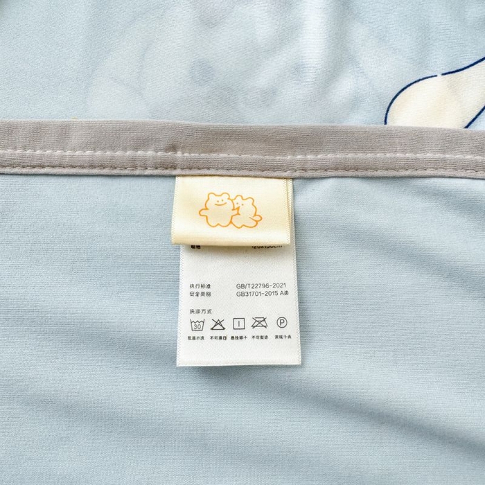 91家纺网 家纺一手货源 找家纺 星期八 2024新款舒适亲肤婴儿裸睡级卡通印花凉感毯 狗狗乐园