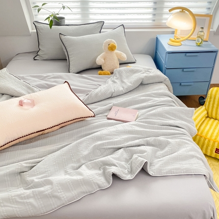 91家纺网 家纺一手货源 找家纺 （总）羋多家纺 2024新款麻绳边纯色雨泡泡棉泡泡纱双层纱单夏被