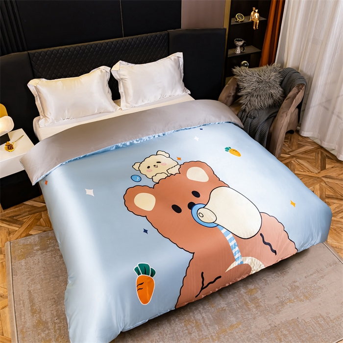 91家纺网 家纺一手货源 找家纺 2025年新款大版冰丝被套 抱抱熊-大版冰丝被套