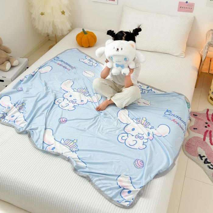 91家纺网 家纺一手货源 找家纺 星期八 2024新款舒适亲肤三丽鸥婴儿裸睡级凉感毯 皇冠玉桂狗