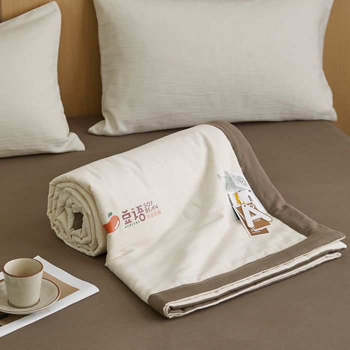 91家纺网 家纺一手货源 找家纺 梦享生活家居 2024新款A类双层纱全棉提花大豆夏被 奶咖