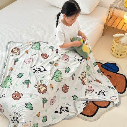 91家纺网 家纺一手货源 找家纺 星期八 2024新款舒适亲肤婴儿裸睡级卡通印花凉感毯 动物乐园