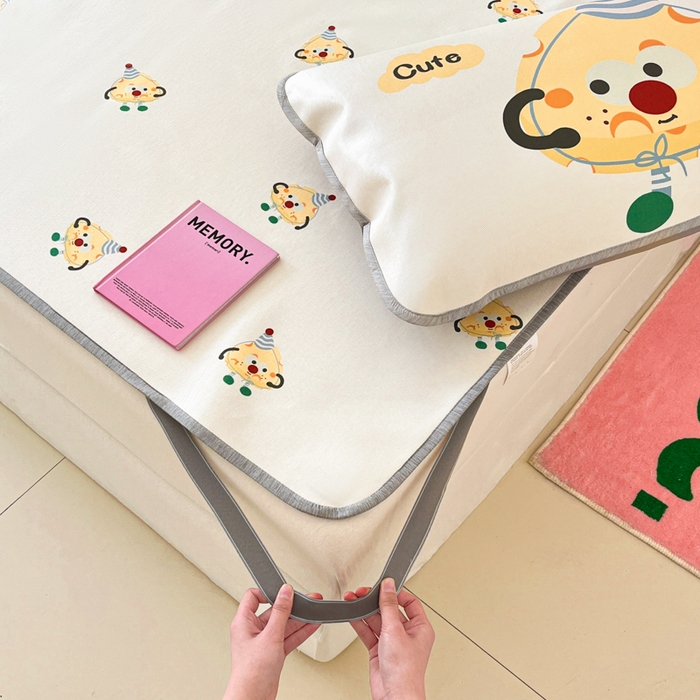 91家纺网 家纺一手货源 找家纺 寐居家纺 2024新款A类时尚印花凉感冰丝凉席 甜甜奶酪