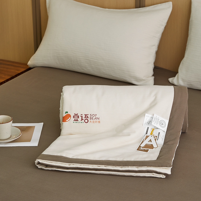 91家纺网 家纺一手货源 找家纺 梦享生活家居 2024新款A类双层纱全棉提花大豆夏被 奶咖