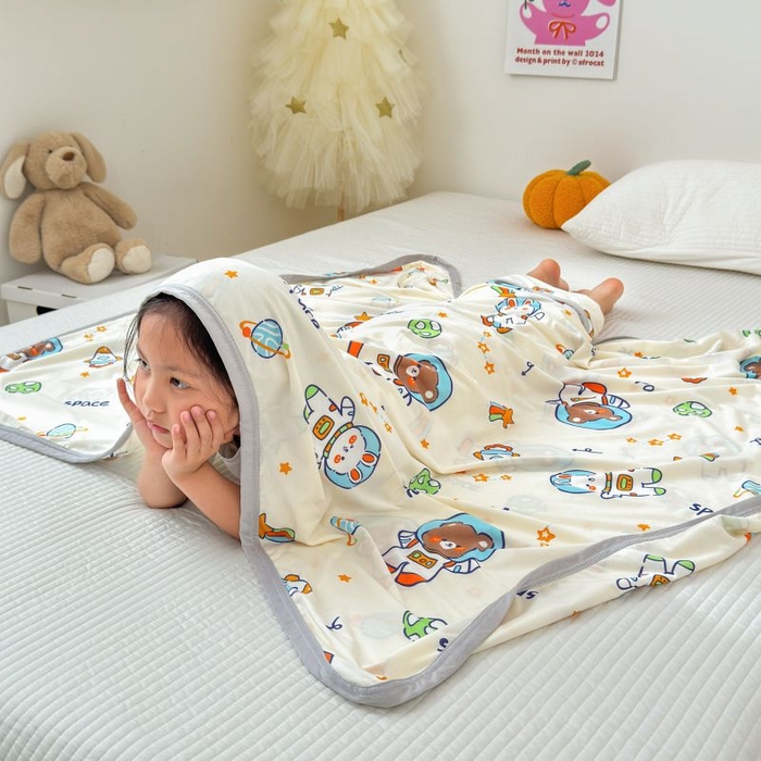 91家纺网 家纺一手货源 找家纺 星期八 2024新款舒适亲肤婴儿裸睡级卡通印花凉感毯 机器熊