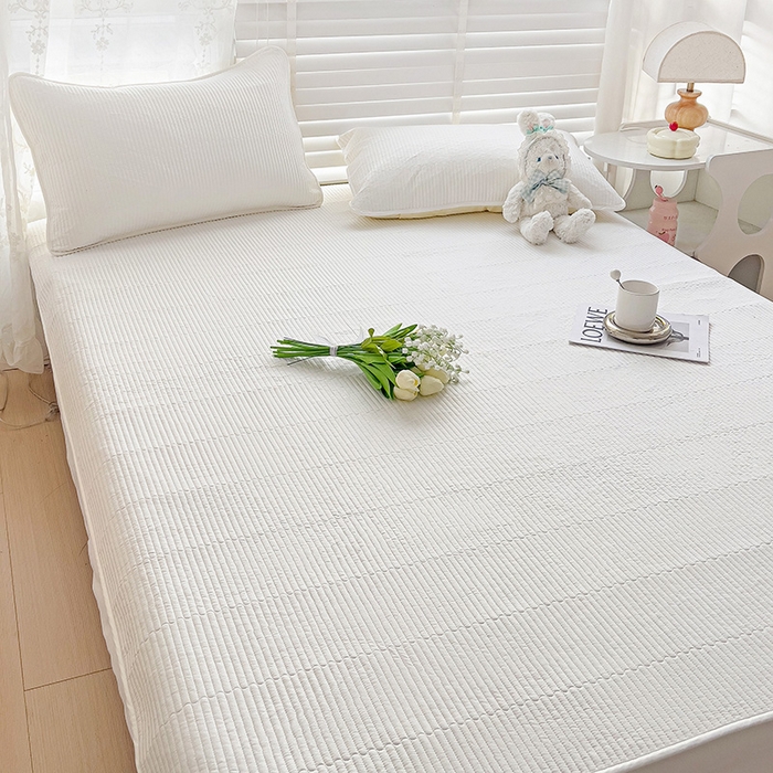 91家纺网 家纺一手货源 找家纺 羽爱2024新款全棉直角纯色床盖床垫 奶白