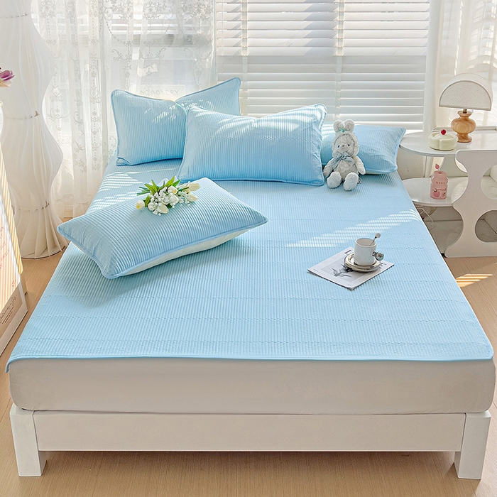 91家纺网 家纺一手货源 找家纺 羽爱2024新款全棉直角纯色床盖床垫 天蓝