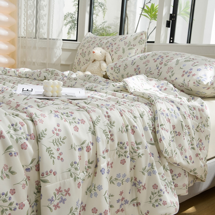 91家纺网 家纺一手货源 找家纺 圣楚家纺  2024新款A类针织棉印花夏被夏凉被空调被 春色幽香