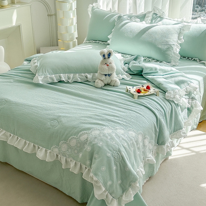 91家纺网 家纺一手货源 找家纺 唐人居 2025新款韩版花边泡泡纱夏被四件套--简爱  简爱 绿