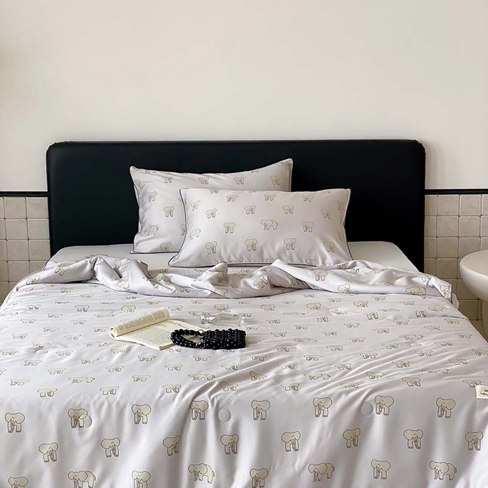 91家纺网 家纺一手货源 找家纺 汇庭 2024新款雅棉天丝可机洗夏被棚拍 多多象灰