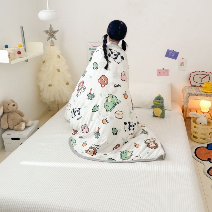 91家纺网 家纺一手货源 找家纺 星期八 2024新款舒适亲肤婴儿裸睡级卡通印花凉感毯 动物乐园