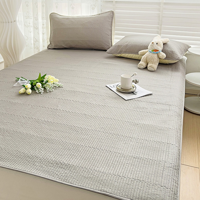 91家纺网 家纺一手货源 找家纺 羽爱2024新款全棉直角纯色床盖床垫 浅灰